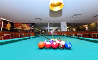 Al Bahjah Hotel