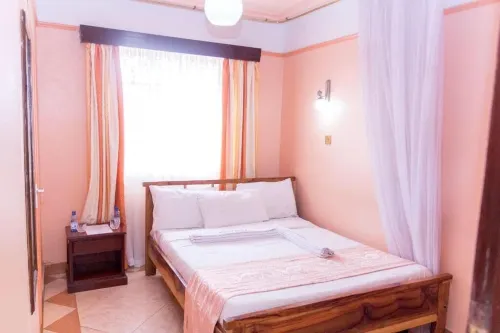 Elders Hospitality and Comforts فنادق في Agege