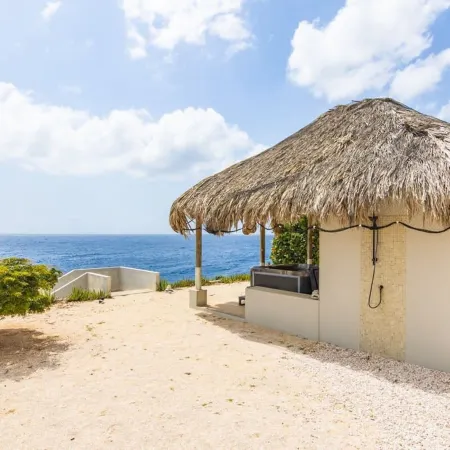 Kas di So o Ocean Front Luxury Villa