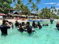 Sierra Madre Divers Dorm Room