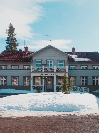 Kamvägen 7 Bed and Breakfast Отели в г. Шеллефтео