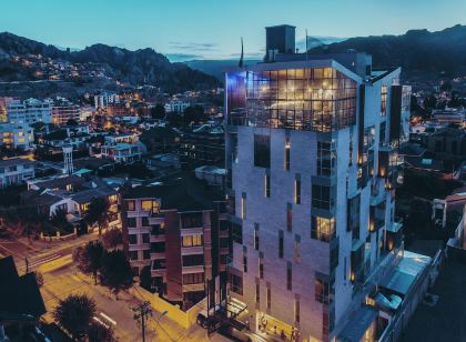 Atix Hotel
