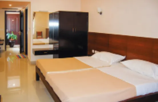Philomena Hotel & Apartment