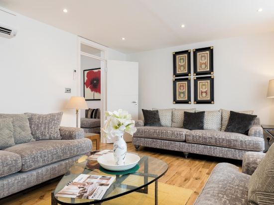 4-Bedroom Villa on Marble Arch