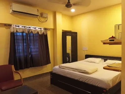 Sri Ratna Lodge Hotels near Shri Idagunji Mahaganapati Temple Karnataka