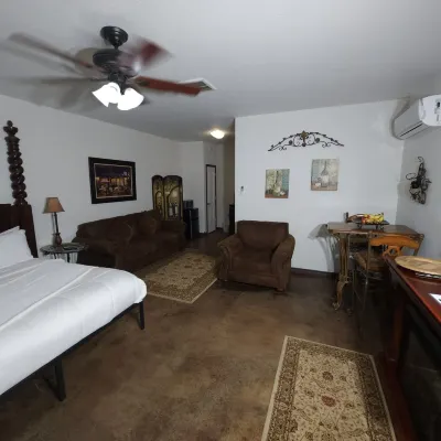 Unit 3 Champagne Terminal Stylish Stay Hotels in der Nähe von Texas White House