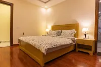 Alpine Creast Cottages Hotels in Changla Gali