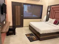 DM PAYING GUEST HOUSE