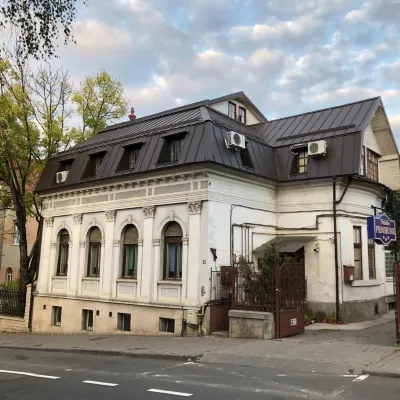 Pensiunea Vidalis Hotels near Tailors' Bastion