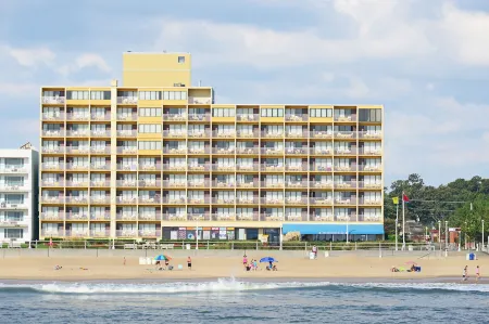 Four Points by Sheraton Virginia Beach Oceanfront