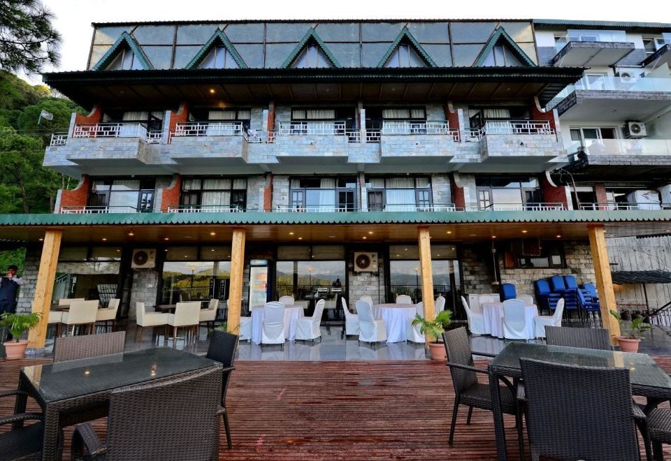 hotel overview picture
