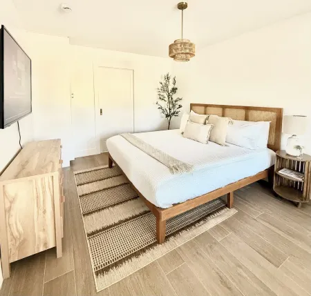 Pool - FirePit - Near South Beach -Wynwood -Design District Отели в г. Север Майами