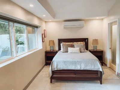 We're Booking Now - Calendar Not up to Date. Hotels in Hanauma Bay