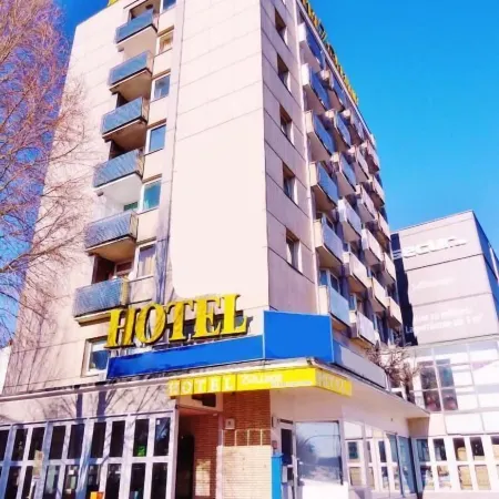 ITM Hotel Zollhof Отели рядом с достопримечательностью «Парк Эендорфер»