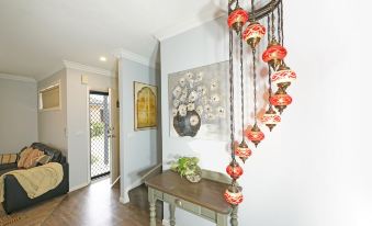 Self-Contained Retreat 3Br WiFi Parking - Housity