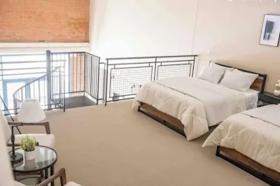 Stylish Condo Downtown Sandusky Hotels near Toft's