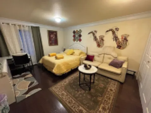 Large Relaxing Family Retreat In The Hudson Valley with Theatre and Gazebo Hotels in Fishkill