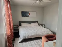 Comfort Cove, 3Br, 2BA, Fully Fenced, Spring Hill, FL - Homestays
