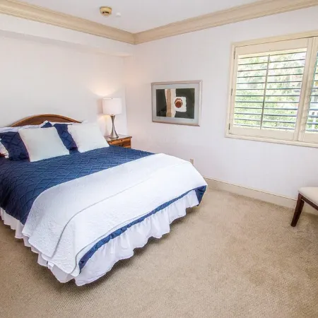Lake & Golf Views in Saddlebrook Resort. 2 Bed/2Bath