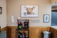 Rustic Charm near Trails & Brews - Pet Friendly enclosed Yard Hotels near Speedway