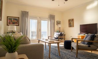 NEW Oceanfront Condo in George Town