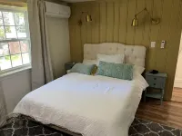 Amazing lake house with everything you need! Hotel a Windham County