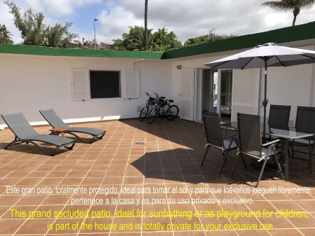 FANTASTIC home in the heart of San Agustin Beach