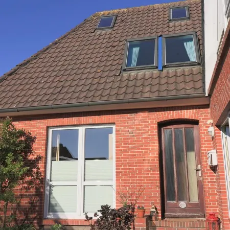 Nicely furnished and quiet apartment for 1 to 4 people.
