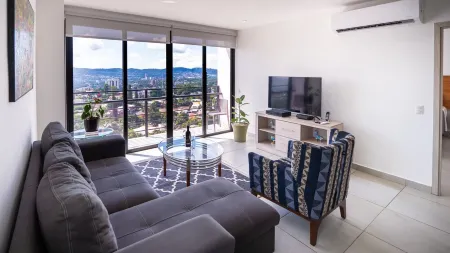 City View Escalon, 3 bedroom Apartment with an amazing view to San Salvador