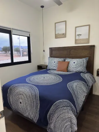 Country cabin on the wine route Отели в г. Гваделупа