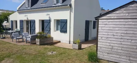 NEW DETACHED HOUSE 4 BEDROOMS GARDEN SAUZON BEAUTIFUL ISLAND AT SEA