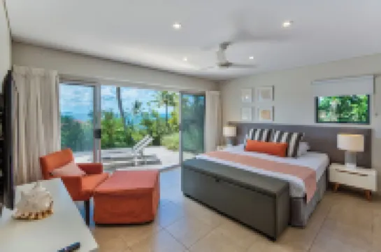 Paradise@Peninsula Hamilton Island Hotels in 