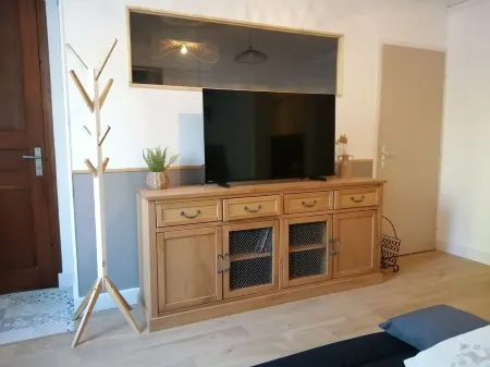 Appartement Neuf Pour 6 Personnes Face au Parc du Château