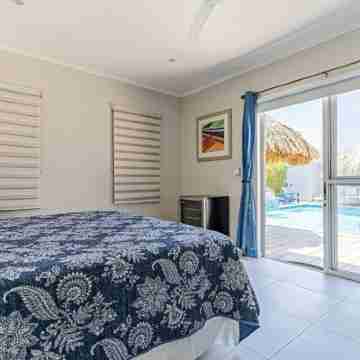 Luxury Modern Villa-Pool, Ocean View Deck, In/Outdoor Kitchen, 5min to the beach Rooms