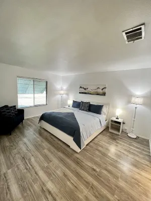 Great Pool Home with Movie Room ! Hotels near Publix Super Market at East Port Plaza