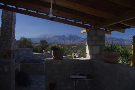 Complex of apartments & studio, full-equipped, in a large, beautiful garden