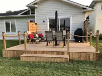 The Dock- walk to beach & village Hotels in Elgin County