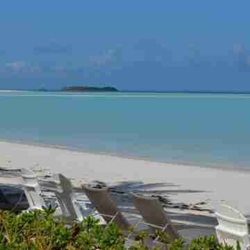 Beachfront large 2/2 on Spanish Wells' northside beach. Sun deck by the water. Fitness & Recreational Facilities