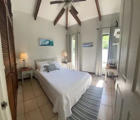 Beautiful Villa located in 4 Star Beachfront Resort w/ Private Pool