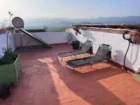 Town House in Old Village Ador, Ganda with Big Roof Terrace with Seaview - Apartments