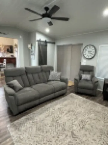 PEACEFUL, QUITE, COMFORTABLE UNIQUE GET AWAY FROM THE HEAT!!!