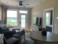 Brand new condo with gorgeous lake views