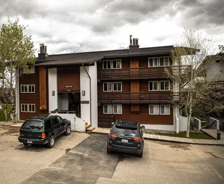 Teton Village Minutes 2 Snow Village Condo w Jackson Hole Property Management