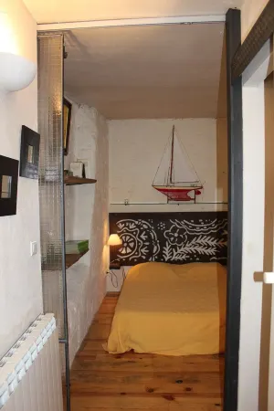 18 Century Provencal Mas With Swimming Pool Отели в г. Нов