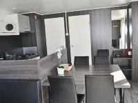 Chalet Florence 5 , 6- Persoons met Veel Privacy; Huisdiervrij,ruime Tuin Hotels in Serooskerke