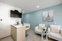 2024 New boutique 2B/1B balcony condo in famous Parque de Sabaneta