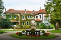 Luxury Villa Private POOL Diving Board BBQ Internet Games Room 30 min Porto Hotel a 