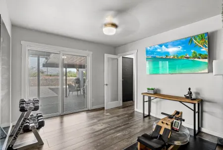 MODERN HOME WITH GYM, SAUNA, POOL AND GAME ROOM