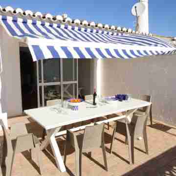 Super family villa has Wi Fi, private pool, walk to village & beach! Hotel Exterior