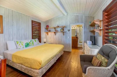 Oceanview Bird's Nest Studio at Paradise Point